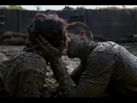 റിലീസ് ഡേറ്റ് കൊടുത്ത പണി, റംഗൂണ്‍ ഫസ്റ്റ് ഡേ ബോക്‌സോഫീസ് കളക്ഷന്‍ ഇടിയാന്‍ കാരണം