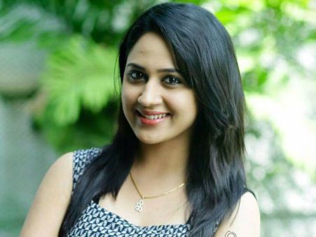 മിയ ബോളിവുഡിലേക്കില്ല!!! വാര്‍ത്തകള്‍ തെറ്റ്??? മാധ്യമങ്ങളെ വഴി തെറ്റിച്ചത് ആ തിരുത്ത്!!!