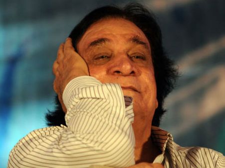 ചികിത്സയില്‍ പിഴവ്; നടന്‍ കാദര്‍ ഖാനെ കാനഡയിലെത്തിച്ചു