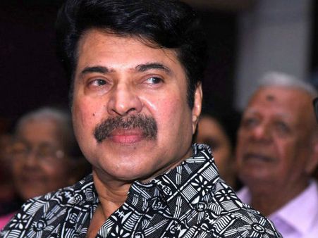 കൊച്ചിന്‍ ഹനീഫയുടെ അനുശോചന ചടങ്ങില്‍ മമ്മൂട്ടി വരാത്തതിന് കാരണം, ആരും അറിയാത്ത ചില കാര്യങ്ങള്‍