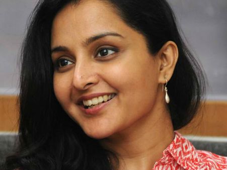 ആ പരസ്യ സംവിധായകന്റെ ചിത്രത്തില്‍ മഞ്ജു നായികയാകുന്നു, ദിലീപ് ഫാന്‍സിന് ഇനി ചാകര !!