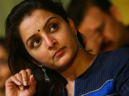 എന്റെ സിനിമ ഞാന്‍ ടിവിയില്‍ വരുമ്പോള്‍ കാണാറില്ല എന്ന് മഞ്ജു, അതെന്താണെന്ന് അറിയാമോ ?