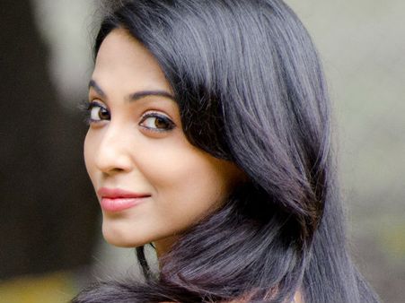 പാര്‍വ്വതിയും ധനുഷും തമ്മിലുള്ള വീഡിയോ ക്ലിപ്പുകള്‍ പുറത്തുവിടുമെന്ന് സുചിത്ര, നടിയുടെ മറുപടി