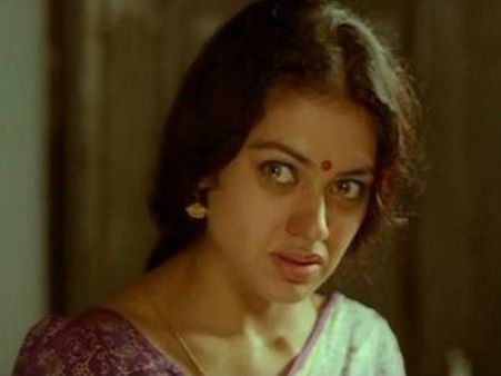 മണിച്ചിത്രത്താഴിലെ ക്ലൈമാക്‌സിന് പിന്നില്‍ സംവിധായകനും തിരക്കഥാകൃത്തും അല്ല??? കഥമാറി!!!