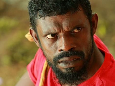 എനിക്ക് കാശ് കിട്ടണം, കാശ് തരുന്ന ആരുടെ കൂടെയും ജോലി ചെയ്യും, അഹങ്കാരിയാണെന്ന് വിനായകന്‍