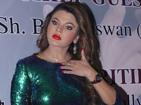 രാഖി സാവന്തിന്റെ അറസ്റ്റ് വിവരം തെറ്റാണെന്ന് ലുധിയാന ഡിസിപി