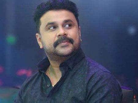 ജനപ്രിയ നായകന്‍ ദിലീപ് രാഷ്ട്രീയത്തിലേക്ക്,പിന്തുണയുമായി സഹപ്രവര്‍ത്തകരും