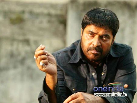 നായകനായും രക്ഷകനായും ഒപ്പം നിന്ന പ്രിയ മമ്മൂക്കയ്ക്ക് നന്ദി, ബിഗ് ബി ഒരു പതിറ്റാണ്ട് !!