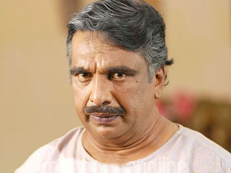 മലയാള സിനിമയിലെ പകരക്കാരനില്ലാത്ത പ്രതിഭ, കൊച്ചിന്‍ ഹനീഫയുടെ ഓര്‍മ്മ ദിനം ഇന്ന് !!!