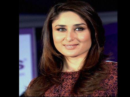 സീ ചാനല്‍ സിനിമ പുരസ്‌കാര വേദിയില്‍ കിങ്ങ് ഖാന്മാരെ ഞെട്ടിക്കാന്‍ ഒരുങ്ങി കരീന കപൂര്‍ !!!