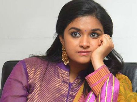 കീര്‍ത്തി സുരേഷ് കാരണം പൊലീസുകാര്‍ കിട്ടിയ മുട്ടന്‍പണി, ഒന്ന് പെട്ടെന്ന് പോയിത്തരാമോ എന്ന്