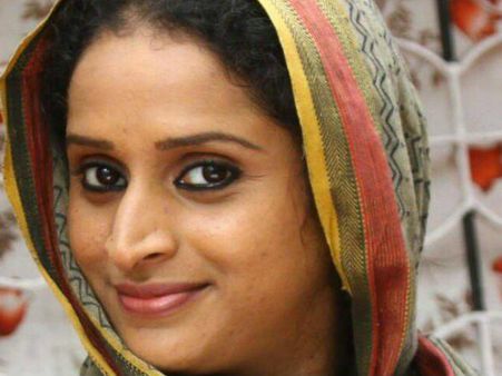 സംസ്ഥാനം തഴഞ്ഞ സുരഭിയെത്തേടി ദേശീയ അംഗീകാരമെത്തി!!! വിനായകന് പുരസ്‌കാരമില്ല!!!