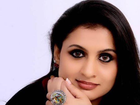 15 വര്‍ഷമായിട്ടും തന്നെ ഒാര്‍ത്തിരിക്കുന്ന ആരാധകരോട് സുചിത്രയ്ക്ക് പറയാനുള്ളത്, വിഡിയോ കാണാം