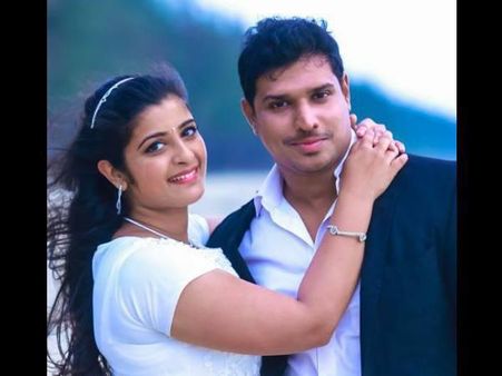 വിവാഹമല്ല നിശ്ചയമാണ് നടന്നത് ചന്ദനമഴയിലെ വര്‍ഷ പറയുന്നു