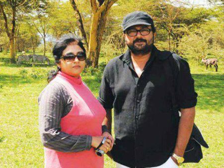 വിലക്കുകള്‍ മറികടന്ന് ജയറാം പാര്‍വതിയെ വിളിച്ചു, അമ്മയെ പറ്റിക്കാന്‍ ജയറാം കണ്ടെത്തിയ മാര്‍ഗം ??