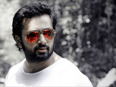 ഉണ്ണി മുകുന്ദന്‍റെ മനസ്സ് കീഴടക്കിയ സുന്ദരി സിനിമാതാരമാണോ? ഭാവി വധുവിനെക്കുറിച്ച് താരം പറയുന്നത് !!