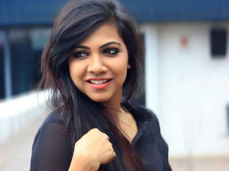 അന്യഭാഷാ ചിത്രങ്ങളിലൂടെ സിനിമയില്‍ സജീവമാവുന്ന അഭിനേത്രി, മലയാള സിനിമ ഈ നടിയെ തഴഞ്ഞോ ??