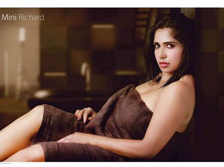 വായുവും വെള്ളവും പോലെയാണ് സെക്‌സും, അത് ആസ്വദിക്കാത്തവര്‍ മണ്ടന്മാര്‍; മിനി റിച്ചാര്‍ഡ് പറയുന്നു