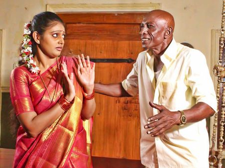 മൊട്ട രാജേന്ദ്രനെ ചുംബിക്കാന്‍ മലയാളി നടി സമ്മതിച്ചില്ല, പിന്നീട് ആ സെറ്റില്‍ സംഭവിച്ചത് ?