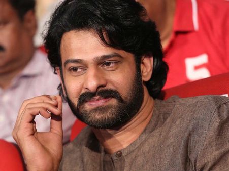 ബാഹുബലി ഇത്രവലിയ സൂപ്പര്‍ ഡ്യൂപ്പര്‍ ഹിറ്റായിട്ടും പ്രഭാസിന് പഴയ ഗതി തന്നെ.. കഷ്ടം !!