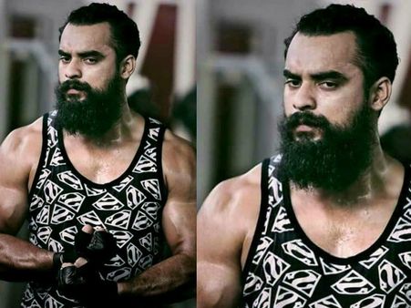 ടൊവിനോ തോമസിന് ലഭിച്ച പുതിയ വെല്ലുവിളി, വിജയകരമായി പൂര്‍ത്തിയാക്കി, അജുവിനു വാമിഖയ്ക്കും കൈമാറി !!