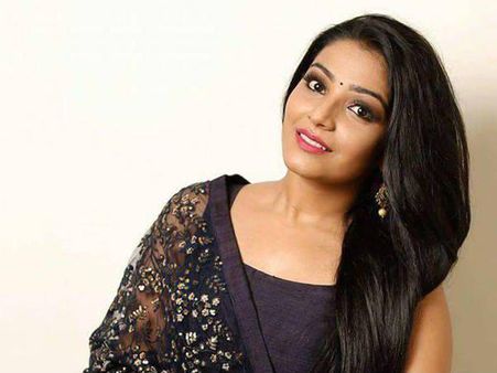 വിവാഹം കഴിച്ചാല്‍ അവസരം കുറയുമോ..? രജിഷയുടെ വാദത്തെ പൊളിച്ചടുക്കിയ നായികമാര്‍!!!