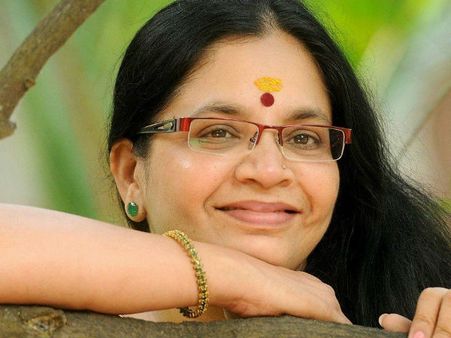 ഫേസ്ബുക്കിലൂടെ അപമാനിക്കാന്‍ ശ്രമിച്ചയാള്‍ക്ക് ചുട്ട മറുപടി നല്‍കി ഭാഗ്യലക്ഷ്മി !!