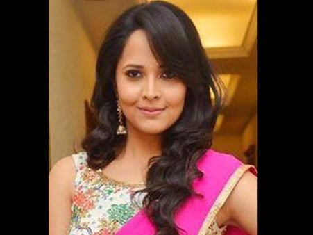 സൗന്ദര്യം കൂട്ടിയത് സര്‍ജറി വഴി! ഗോസിപ്പ് പറഞ്ഞ് നടക്കുന്നവര്‍ക്ക് നടിയുടെ കിടിലന്‍ മറുപടി!