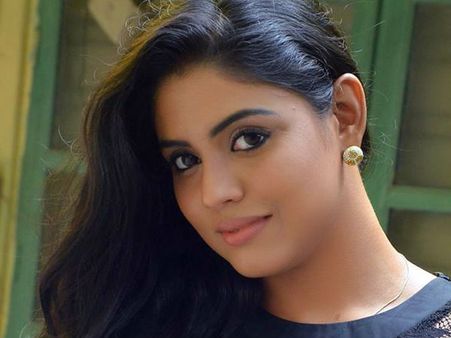 എല്ലാത്തിനും അനുവദിച്ച ശേഷം എന്നെ അത് ചെയ്തു ഇത് ചെയ്തു എന്ന് പറഞ്ഞിട്ട് കാര്യമില്ല; ഇനിയ