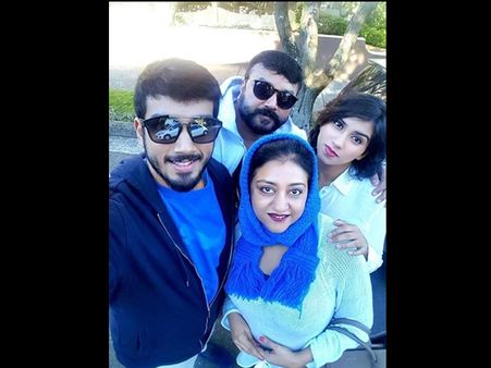 ജയറാമിന്റെയും കുടുംബത്തിന്റെയും അവധി ആഘോഷം വിദേശത്ത്! ഇത്തവണ പുതിയൊരു അതിഥി കൂടിയുണ്ട്!