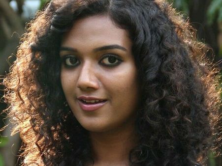 ദൈവാനുഗ്രഹം കൊണ്ട് രക്ഷപ്പെട്ടു, മോഡലിങിന്റെ പേരില്‍ തട്ടിപ്പ്, വെളിപ്പെടുത്തലുമായി നടി മെറീന