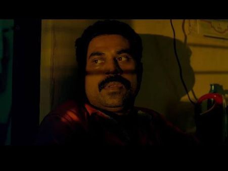 പ്രകടനം കൊണ്ട് ശ്രദ്ധിക്കപ്പെട്ട സുരാജിന്റെ അഞ്ച് കഥാപാത്രങ്ങള്‍, ഒപ്പം ഒരു ട്വിസ്റ്റും!!! ഇതാണ് സുര