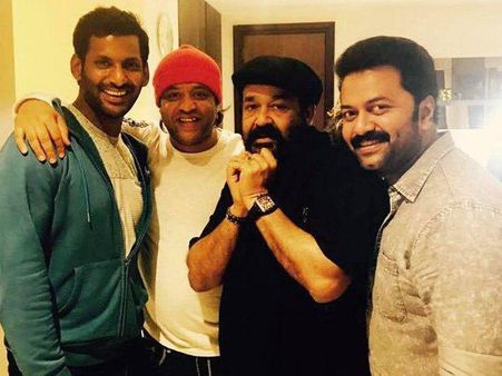 മോഹന്‍ലാലിനെ കാണാനെത്തിയ 'മോഹന്‍ലാല്‍' നായകന്‍, ചിത്രം കാണൂ !!