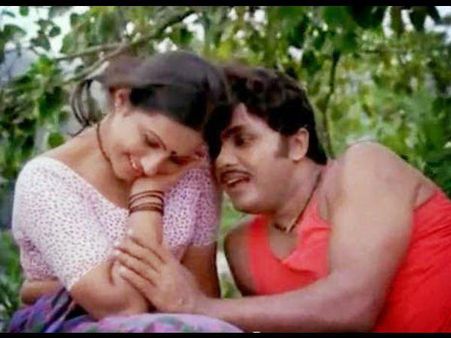 ന്യൂജനറേഷനൊക്കെ ഞെട്ടിപ്പോകും ഇത് കേട്ടാല്‍, എെവി ശശിയുടെ സിനിമാ പ്രചാരണം !!