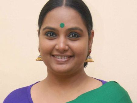 കൊട്ടാരം വീട്ടിലെ അപ്പൂട്ടന്റെ അമ്പിളിയ്ക്ക് എന്ത് പറ്റി, ശ്രുതി എവിടെ?