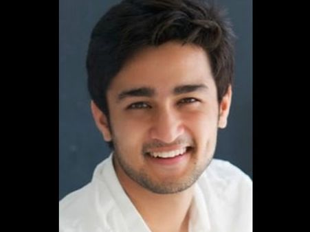 അഭിനയിക്കണമെങ്കില്‍ കൂടെ കിടക്കണമെന്ന് നിര്‍മാതാക്കള്‍! ഞെട്ടിക്കുന്ന വെളിപ്പെടുത്തലുമായി യുവനടന്‍!!