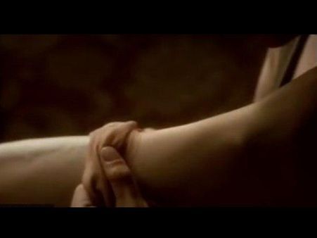 സെക്‌സ് ബിസിനസ്, തുറന്ന് കാണിച്ച സ്ത്രീ ശരീരവും ലൈംഗികതയും, ഓറല്‍ സെക്‌സും