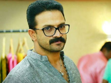 ദിലീപിന്റെ അറസ്റ്റിനെ കുറിച്ച് ചോദിച്ചപ്പോള്‍ ജയസൂര്യ ചെയ്തത്, ചോദിച്ചയാള്‍ അന്തംവിട്ടു!!