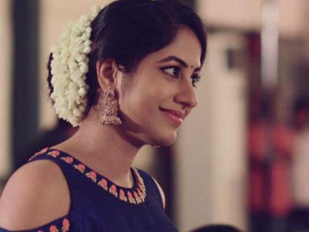 ഇനിയെങ്കിലും എന്നെ വെറുതേ വിട്ടേക്ക്.. അപേക്ഷയാണ്..; വ്യാജ വീഡിയോയ്‌ക്കെതിരെ ജ്യോതി കൃഷ്ണ