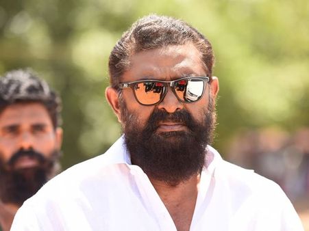 കൊച്ചിയിലെ ഹോട്ടല്‍ റമദയില്‍ സംഭവിച്ചത് എന്താണ്? ഞാനും എന്റെ മകനും അശ്ലീലം കലര്‍ത്തി സംസാരിക്കാറില്ല