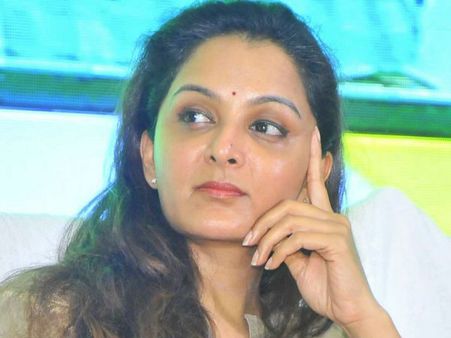 ദിലീപേട്ടന്‍ ഇത് ചെയ്യില്ല.. വാര്‍ത്ത അറിഞ്ഞ് തളര്‍ന്നിരുന്ന മഞ്ജു കരഞ്ഞുകൊണ്ട് പറഞ്ഞത്