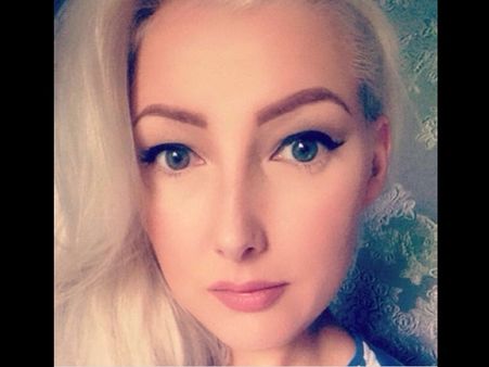 ബേതൻ സമ്മേഴ്സ് മുവാ.. ഇവളാണ് ലോകത്തെ ഏറ്റവും സെക്സിയായ അമ്മ കം മോഡൽ.. കാണാം ഞെട്ടിക്കും ചിത്രങ്ങൾ!!