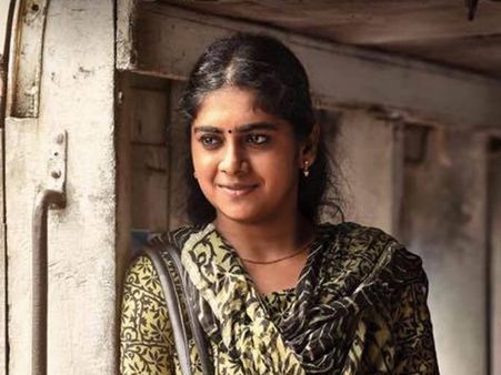 തൊണ്ടിമുതലും ദൃക്‌സാക്ഷിയിലെയും ഉണ്ടക്കണ്ണിയായ പെണ്‍കുട്ടി ഇനി യഥാര്‍ത്ഥ രൂപത്തില്‍ അഭിനയിക്കുന്നു!!