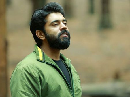 തനിക്ക് കിട്ടിയ പുരസ്‌കാരം വിനായകനും മണികണ്ഠനും സമര്‍പ്പിച്ച് നിവിന്‍ പോളി!!