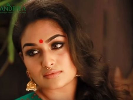 എന്തൊരഴക്.. ഹ എന്തൊരു ഭംഗി.. എന്തൊരഴകാണീ പ്രയാഗ മാര്‍ട്ടിന്... കണ്ടു നോക്കൂ..