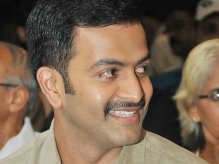 എന്റെ കണക്കുകൂട്ടലുകള്‍ തെറ്റിപ്പോയി, പരസ്യമായി മാപ്പ് പറഞ്ഞ് പൃഥ്വിരാജ് !!