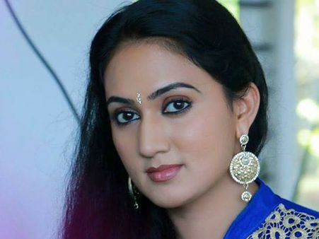 കളി കാര്യമാകുന്നു... സൂര്യ ടിവി ഷോയില്‍ പൊട്ടിത്തെറിച്ച് അനു ജോസഫ്; വീഡിയോ വൈറലാകുന്നു