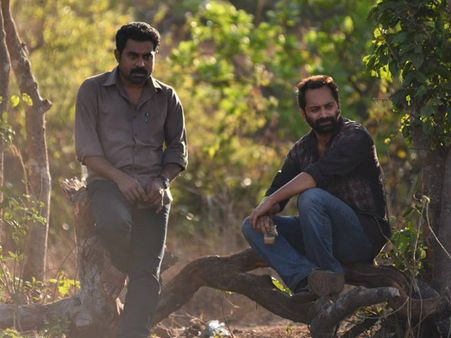 വിജയ കുതിപ്പുമായി പോത്തേട്ടന്റെ തൊണ്ടിമുതലും ദൃക്‌സാക്ഷിയും 11 ദിവസം കൊണ്ട് നേടിയത് കോടികള്‍!!!