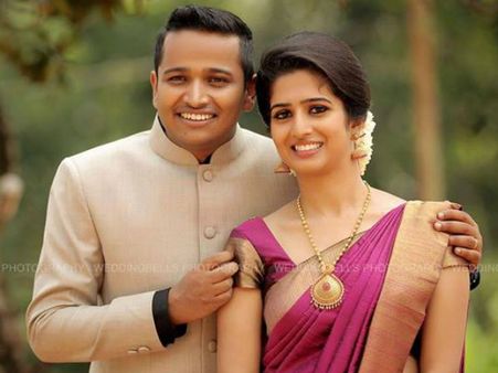 ബേസില്‍ ജോസഫിന് ഇന്ന് വിവാഹം! കല്യാണ ദിവസം മമ്മുട്ടിയും ടൊവിനോയും കൊടുത്തത് കിടിലന്‍ സമ്മാനം!!