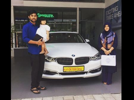 റാസല്‍ഖൈമയിലെ വലിയ വീട്ടില്‍ ഒറ്റയ്ക്കായി പോയ ഗിരിരാജന്‍ കോഴി ഇനി മുതല്‍ ബിഎംഡബ്ല്യൂ കാറില്‍ പറക്കും